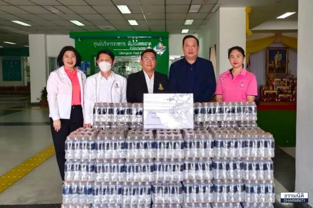 Donates Drinking Water บริจาคน้ำดื่ม01